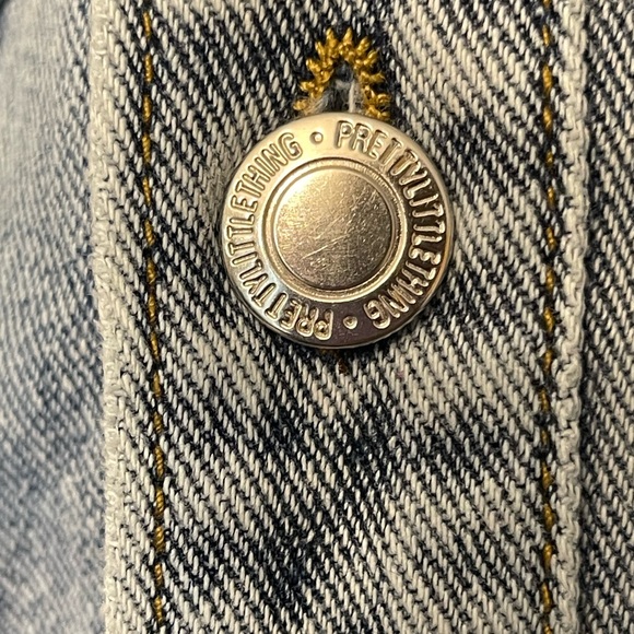 PrettyLittleThing Denim Jumpsuit RARE size 10US/14UK One Piece Romper Jean - Picture 6 of 7